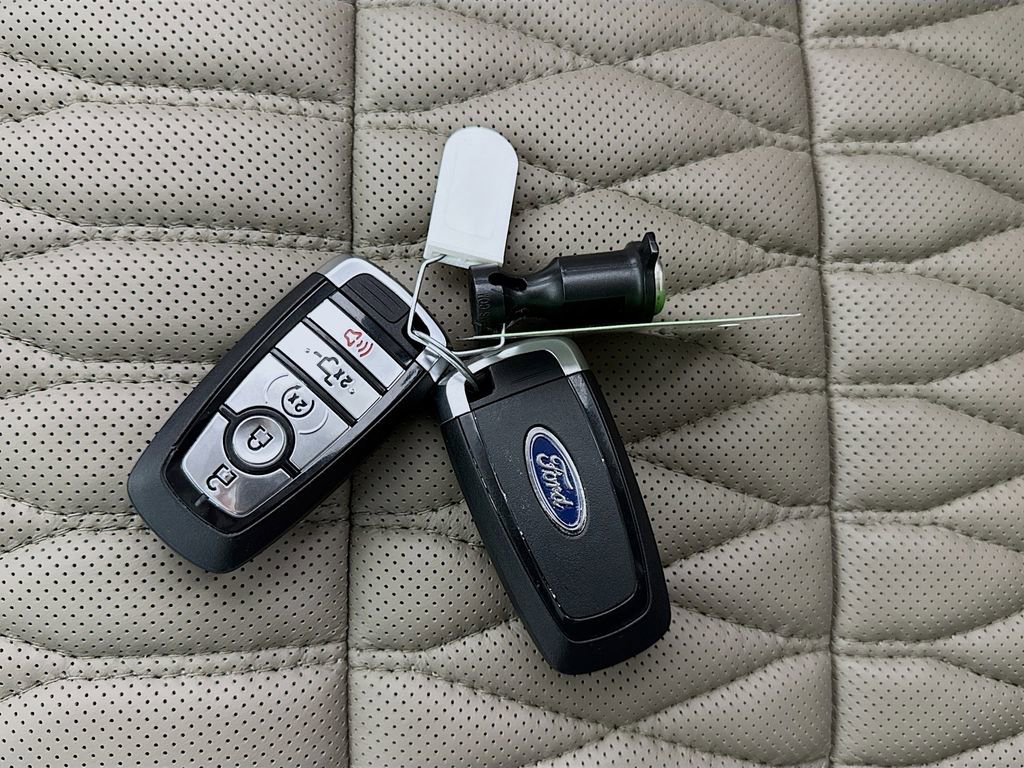 Used 2026 Ford F450 Platinum w/ Platinum Plus Package image 47