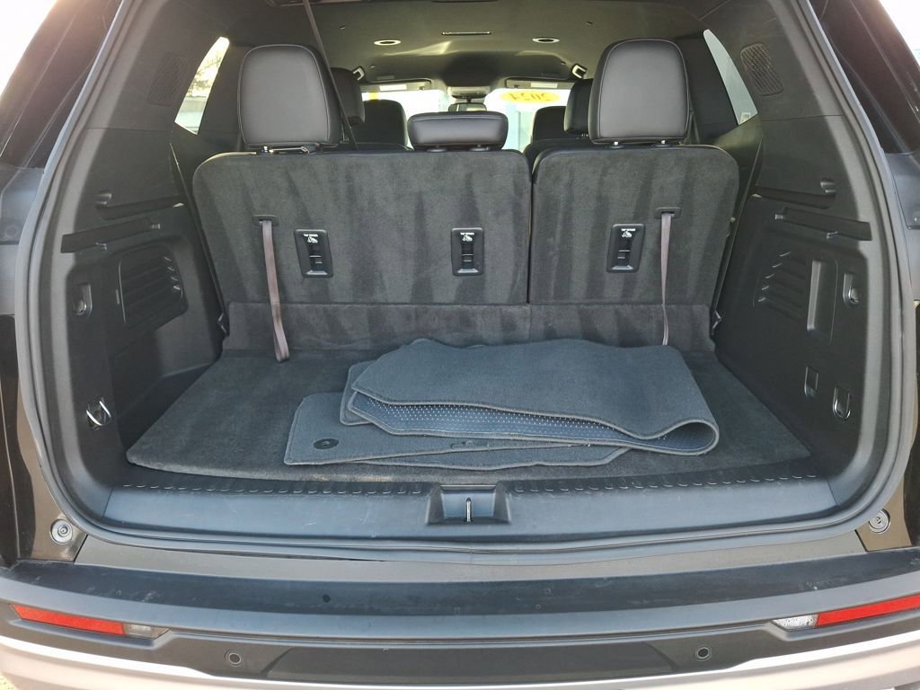 Used 2024 GMC Acadia Elevation image 15