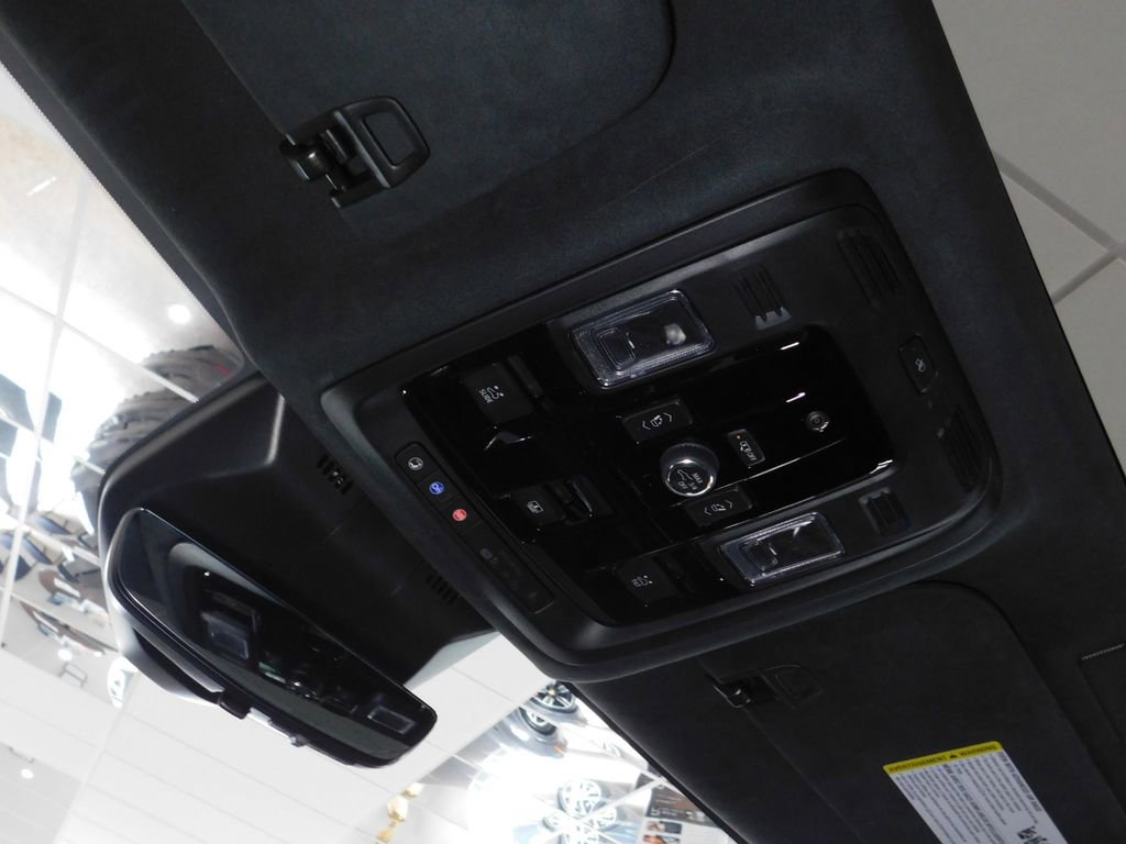 Used 2026 Cadillac Escalade V AWD/4WD image 79