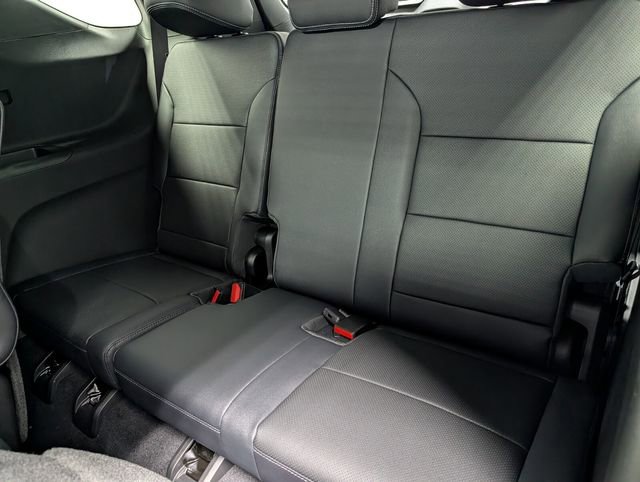 New 2026 Chevrolet Traverse LT image 9