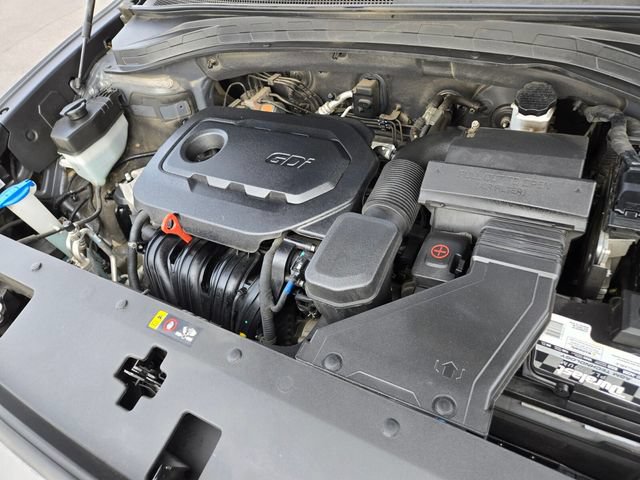 Used 2019 Hyundai Santa Fe Limited FWD image 16