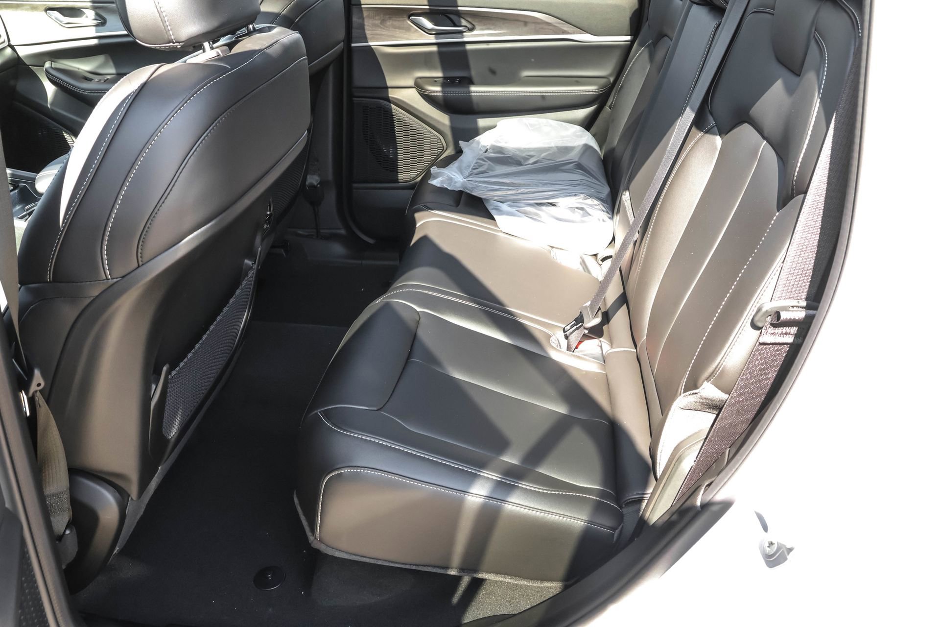 New 2025 Jeep Grand Cherokee Limited image 14