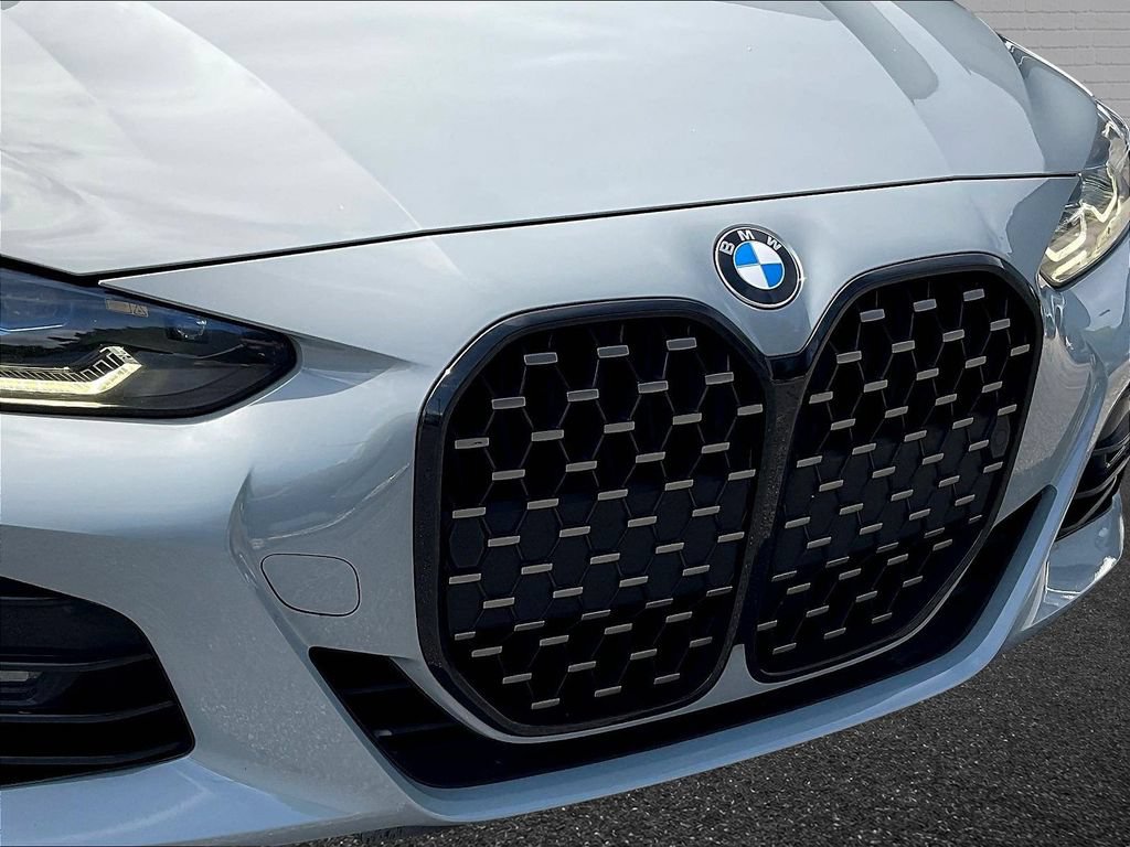 Used 2022 BMW 430i Convertible w/ M Sport Package RWD image 27