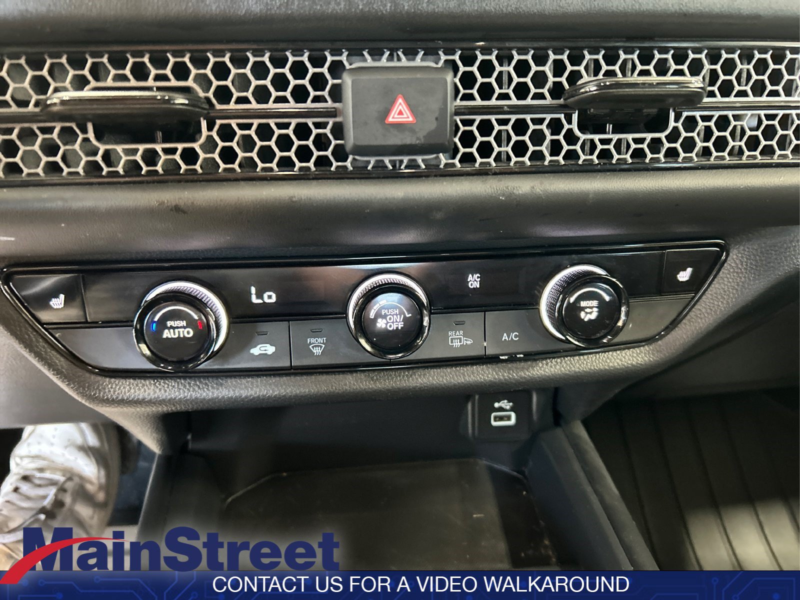 Used 2024 Honda HR-V Sport image 27