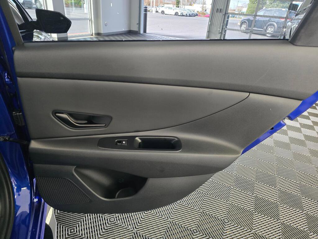 Used 2025 Hyundai Elantra N Line image 39