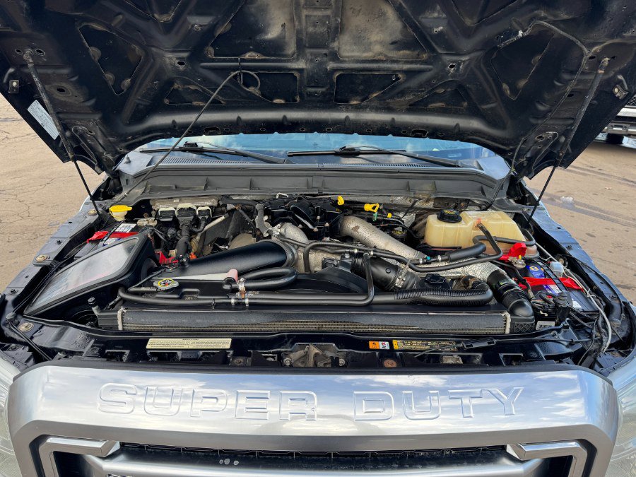 Used 2014 Ford F350 Platinum w/ Platinum Package image 24