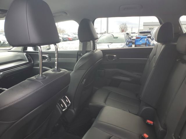 Certified 2025 Kia Sorento S image 8