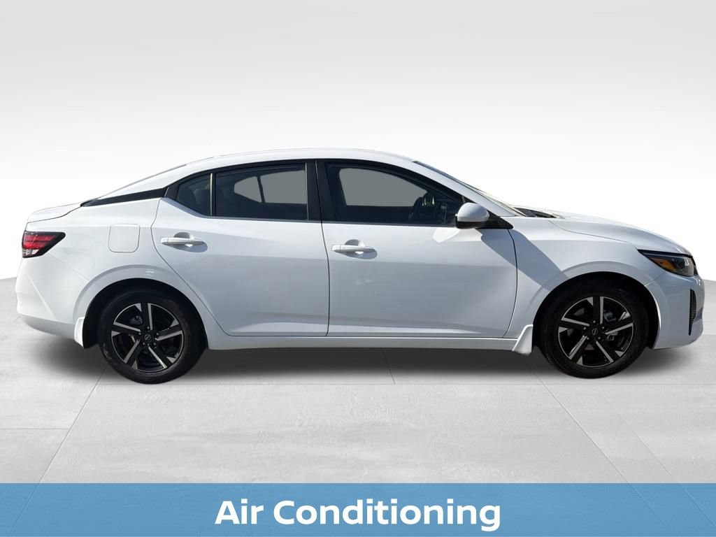 Used 2025 Nissan Sentra SV FWD image 19