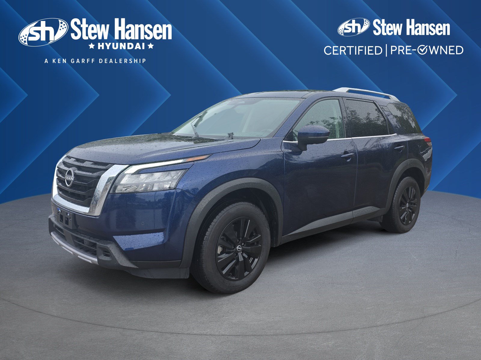 Used 2025 Nissan Pathfinder SL FWD image 1