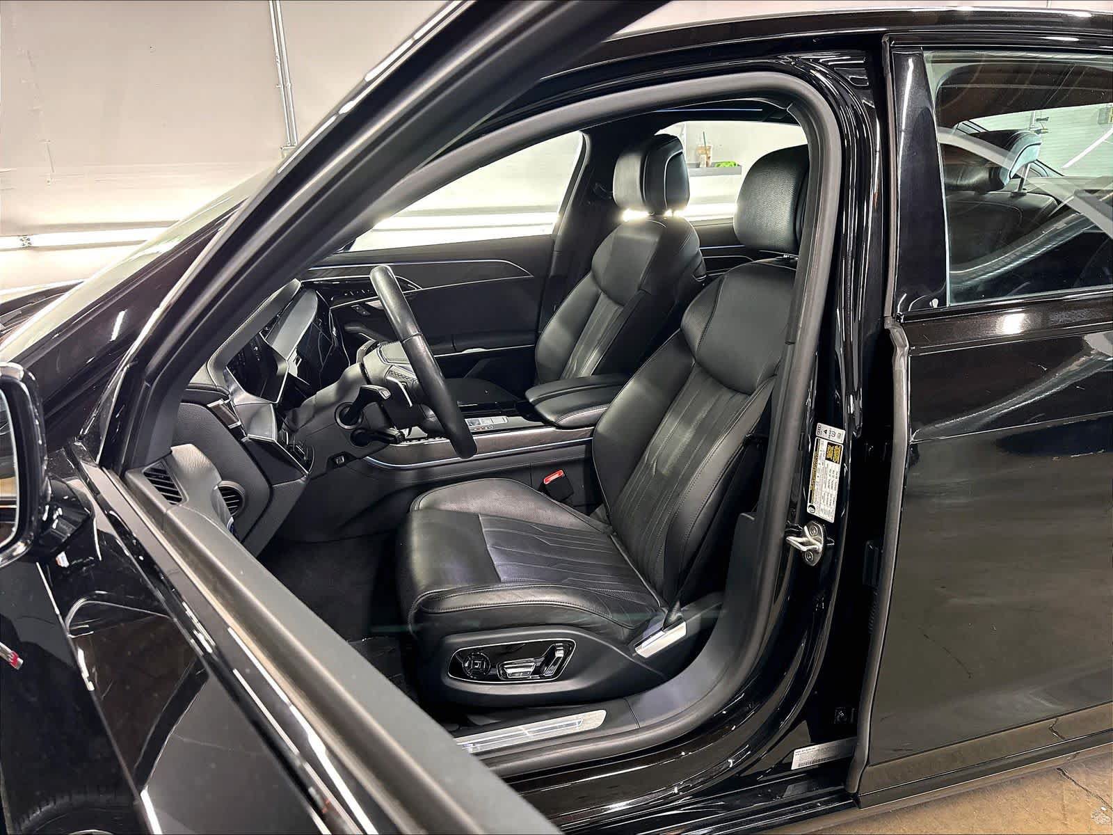 Used 2023 Audi A8 L 3.0T w/ Comfort Plus Package AWD/4WD image 25