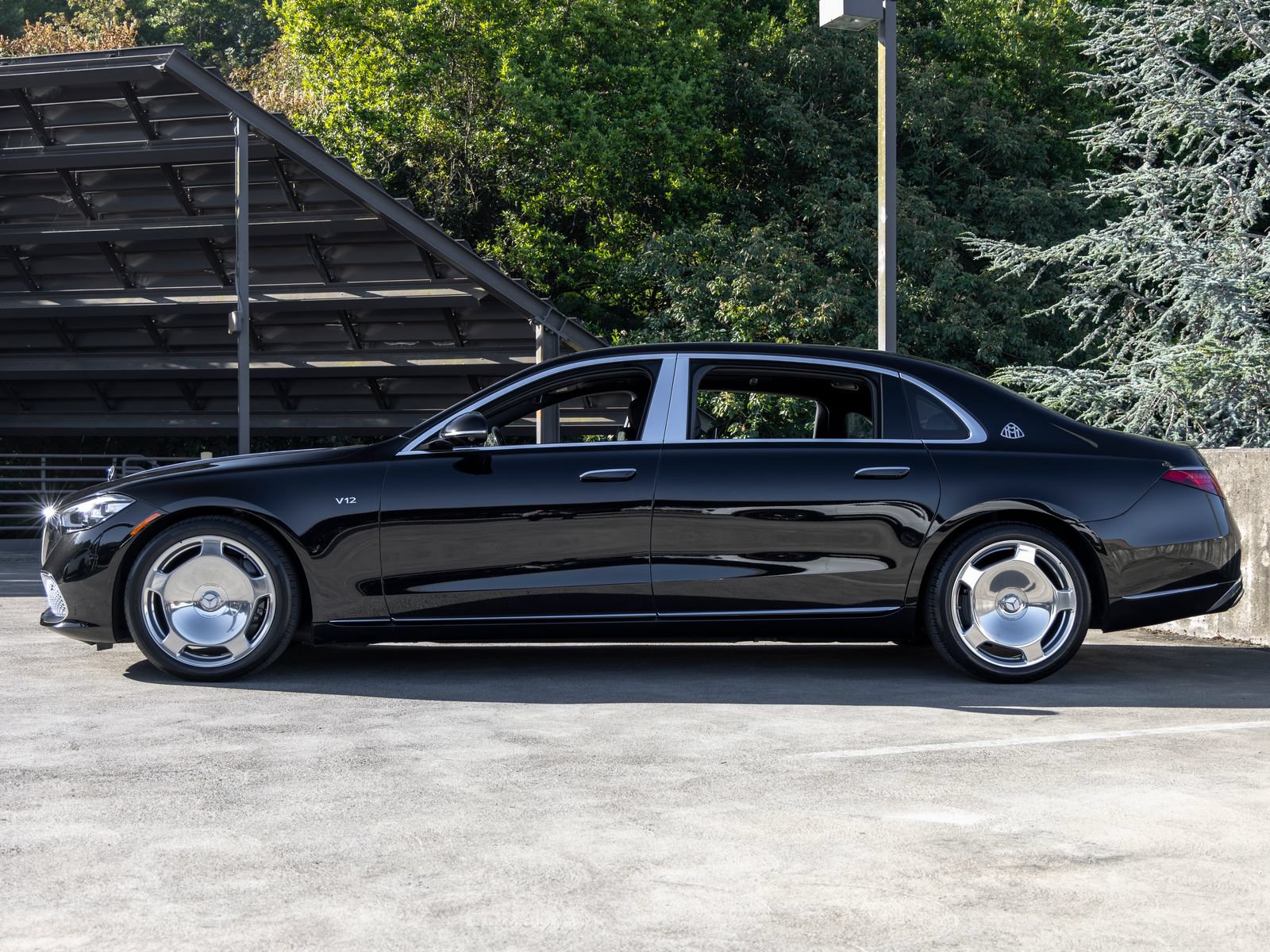Used 2024 Mercedes-Benz Maybach S 680 4MATIC image 2