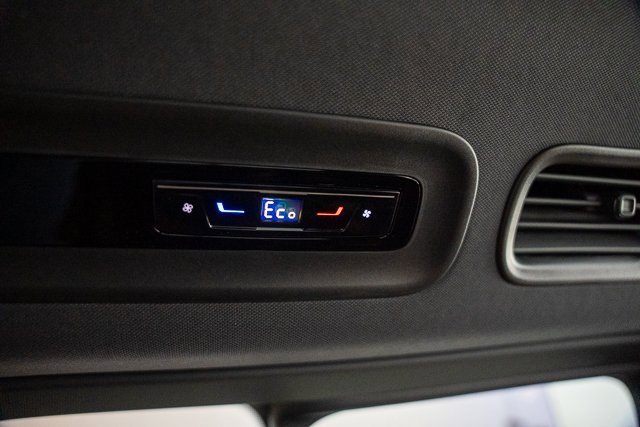 New 2025 Volkswagen ID. Buzz Pro S image 28