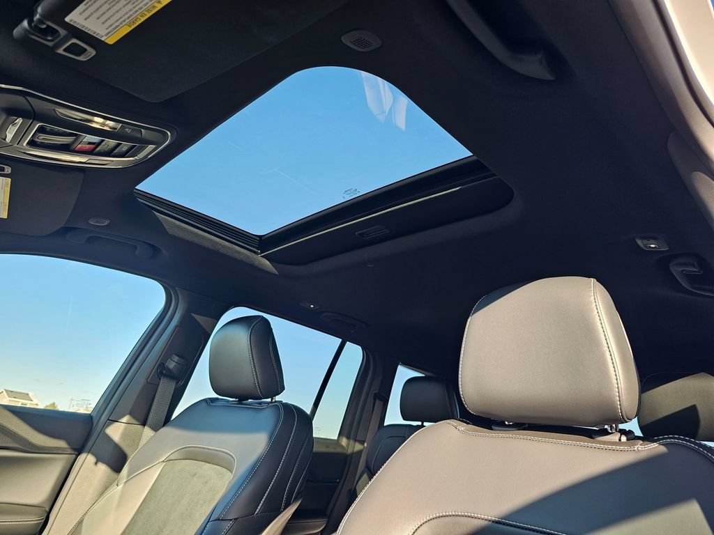 New 2025 Jeep Grand Cherokee Altitude AWD/4WD image 27
