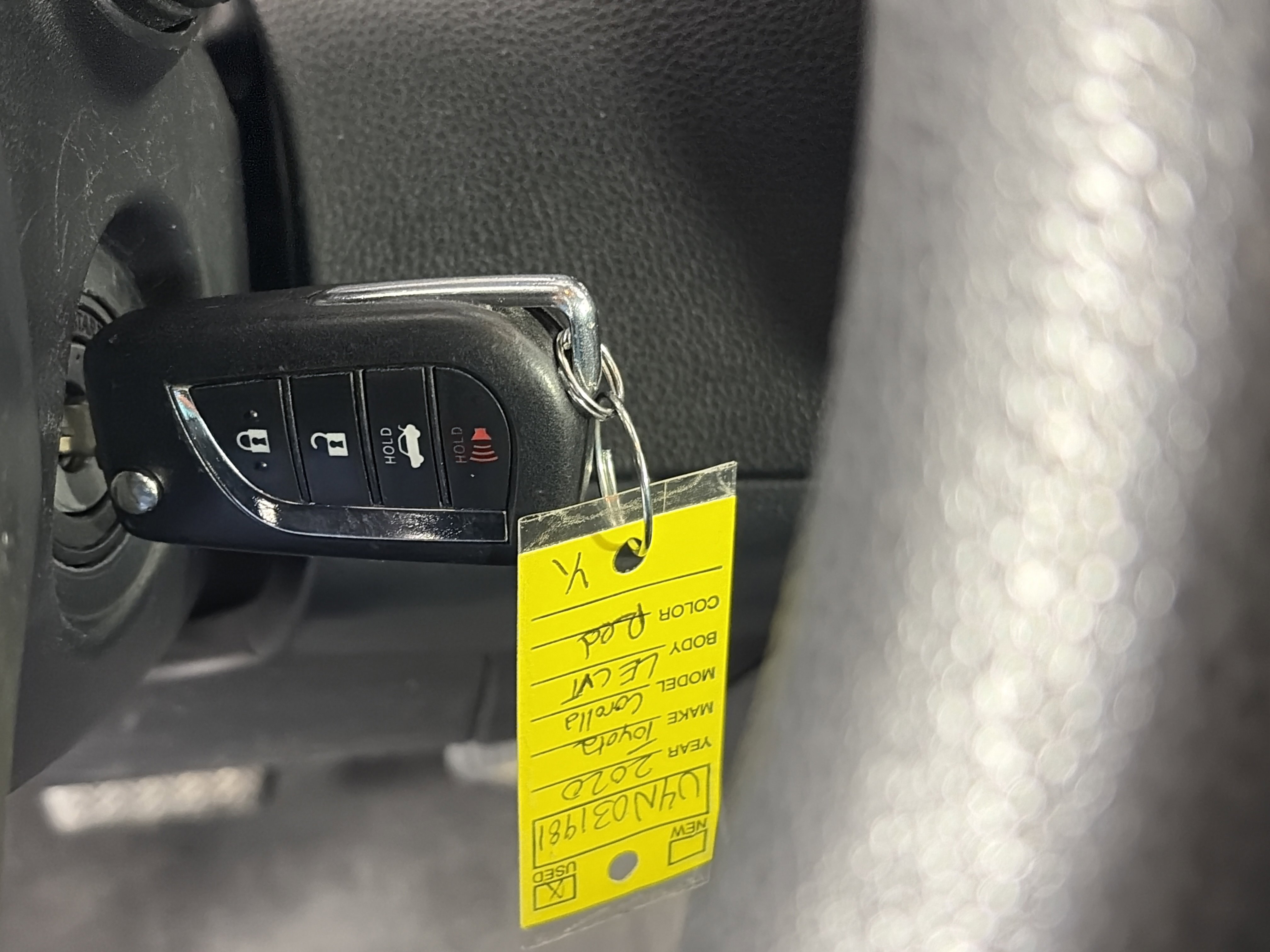 Used 2020 Toyota Corolla LE image 24