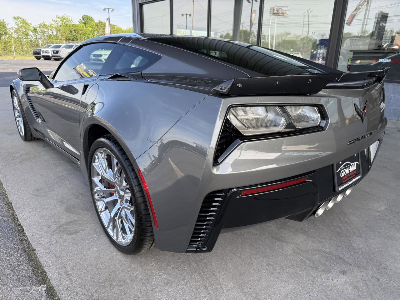 Used 2016 Chevrolet Corvette Z06 w/ 3LZ Preferred Equipment Group RWD image 11
