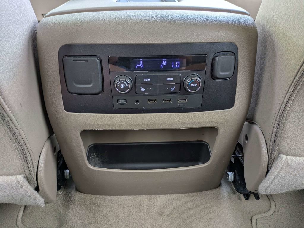 Used 2019 GMC Yukon XL SLT w/ Open Road Package RWD image 13