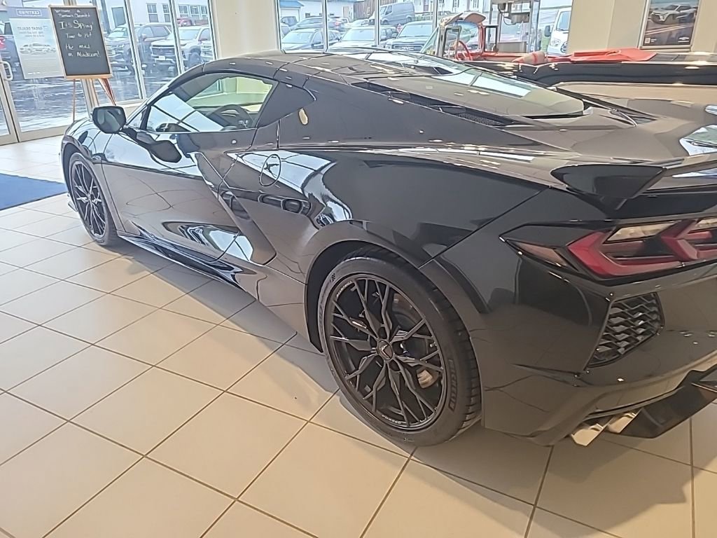 Certified 2025 Chevrolet Corvette Stingray Preferred Cpe w/ Z51 Performance Package image 3