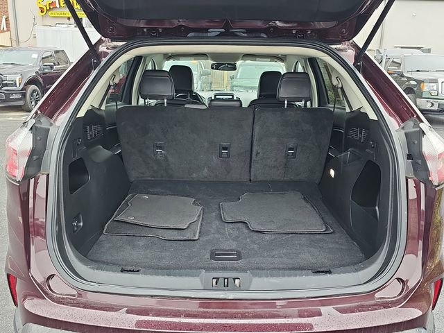 Used 2024 Ford Edge SEL image 12