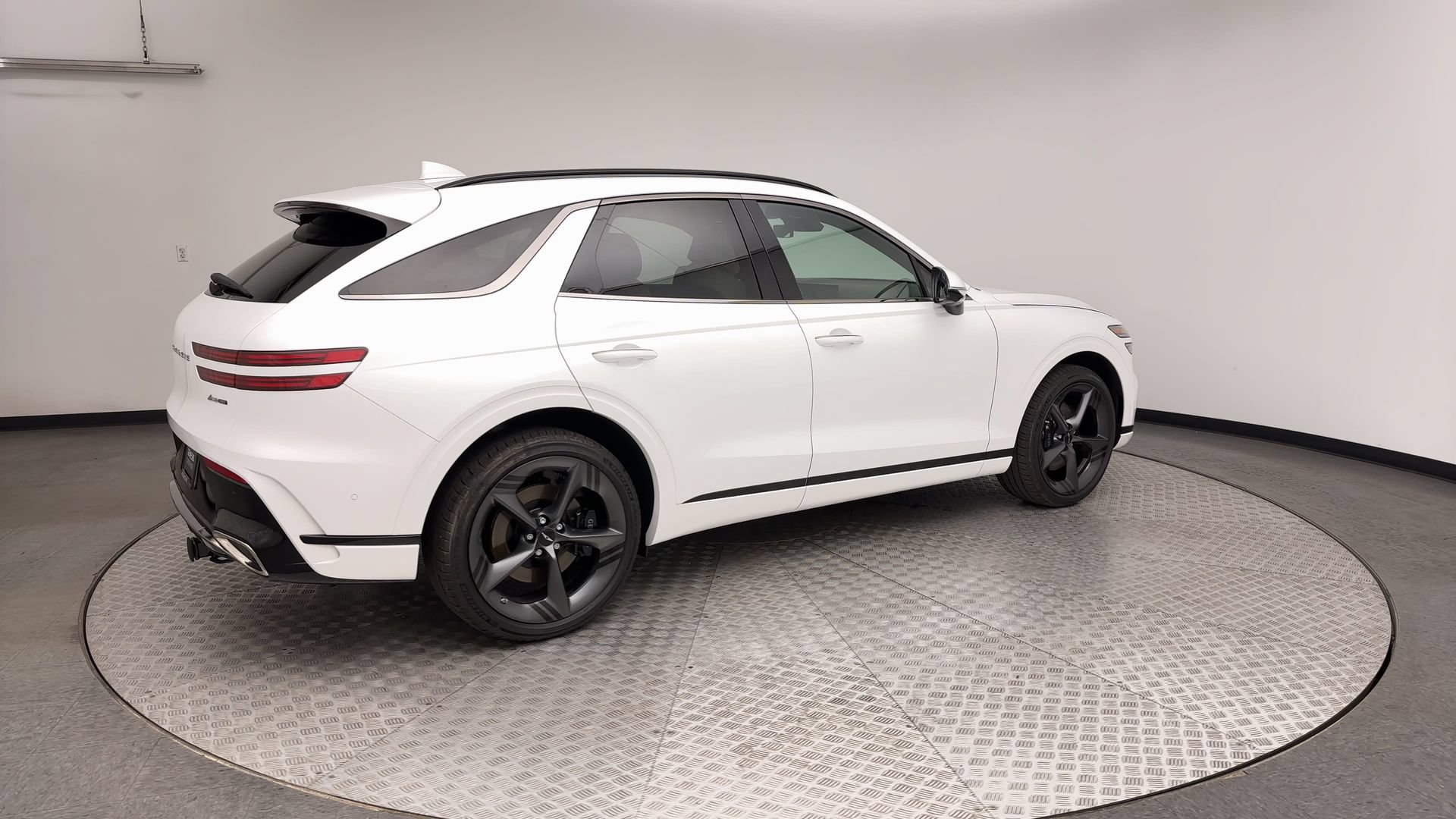 Certified 2026 Genesis GV70 3.5T Sport Prestige AWD/4WD image 2