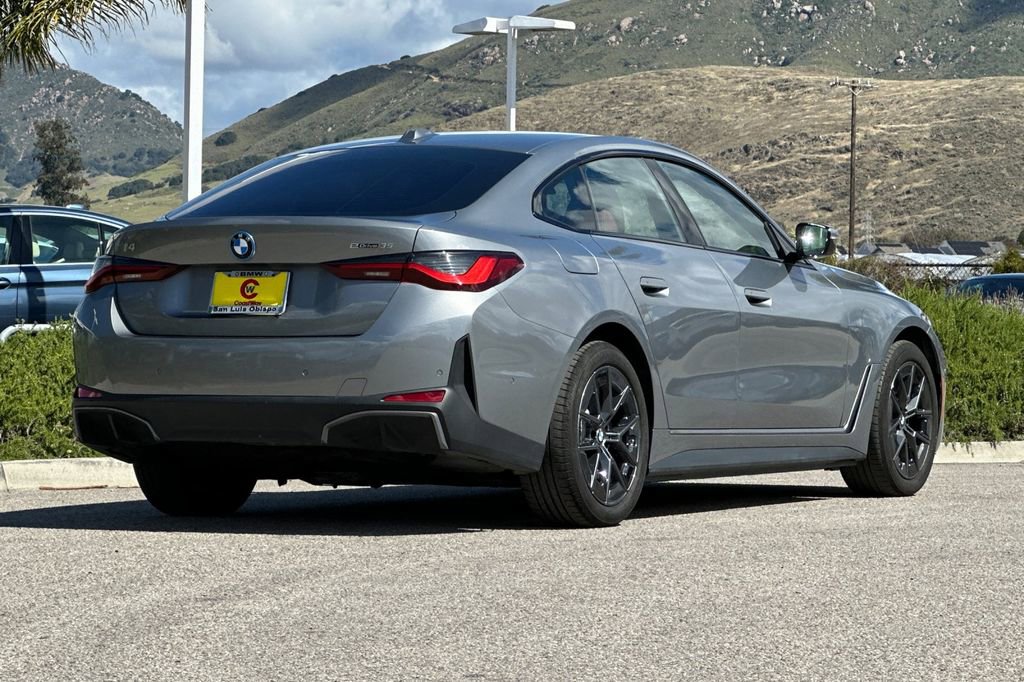 Used 2023 BMW i4 eDrive35 w/ Premium Package RWD image 3