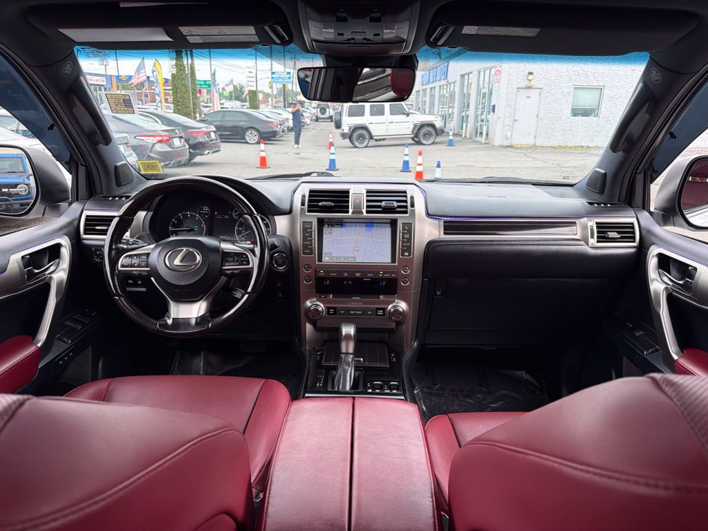 Used 2021 Lexus GX 460 Premium w/ Premium Package AWD/4WD image 25