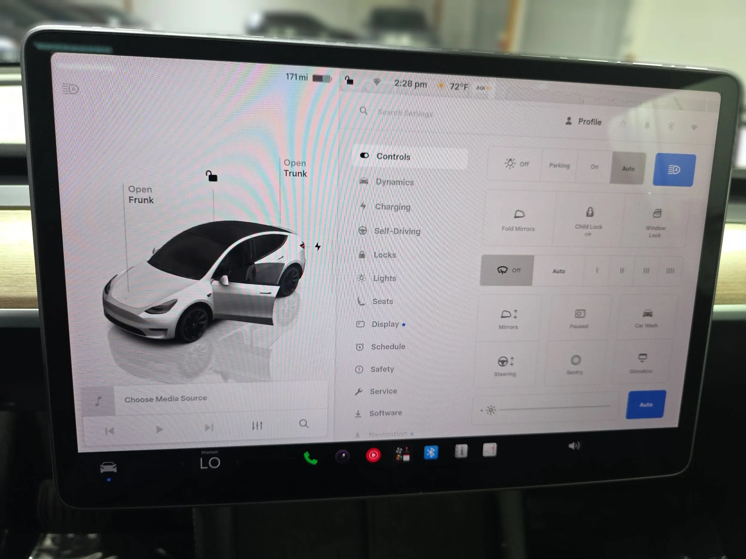 Used 2023 Tesla Model Y Long Range AWD/4WD image 21