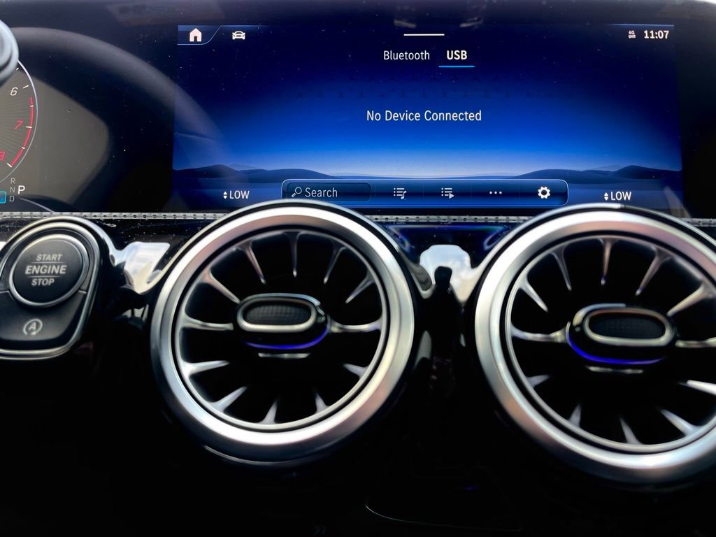 Certified 2025 Mercedes-Benz CLA 250 4MATIC image 30