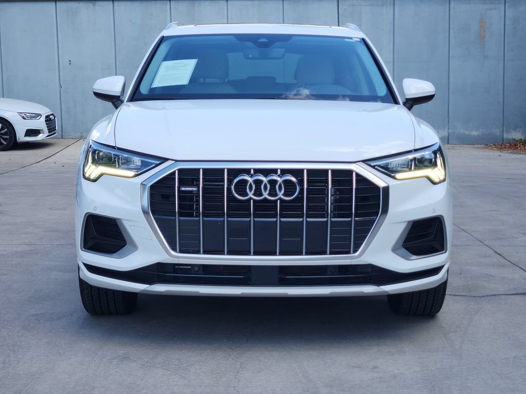 Certified 2024 Audi Q3 2.0T Premium w/ Convenience Package AWD/4WD image 4