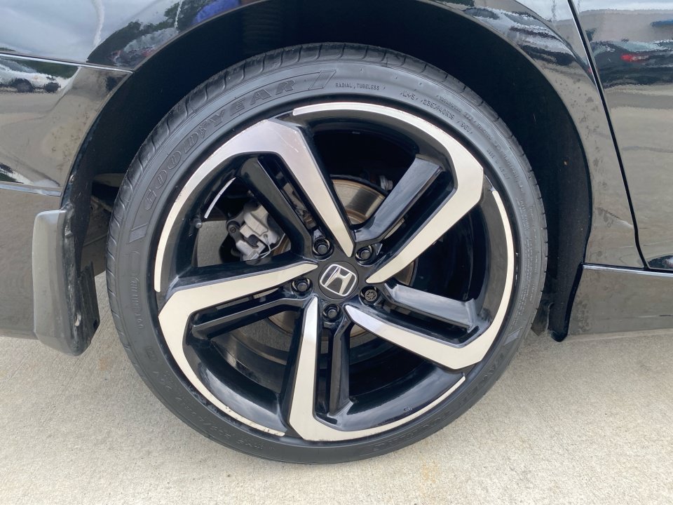 Used 2021 Honda Accord Sport image 26