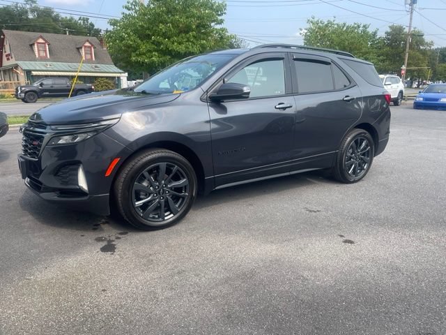 Used 2023 Chevrolet Equinox RS w/ RS Leather Package AWD/4WD image 4