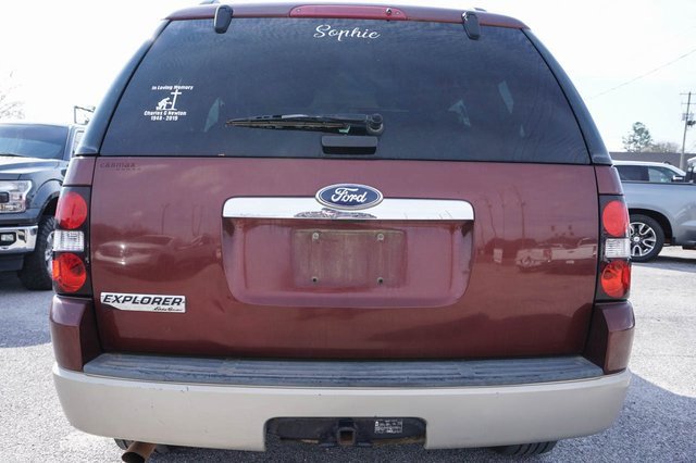 Used 2010 Ford Explorer Eddie Bauer image 4