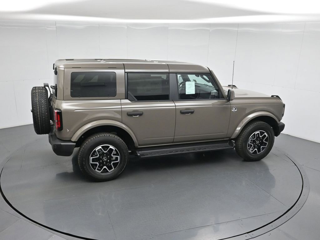 New 2026 Ford Bronco Outer Banks image 35