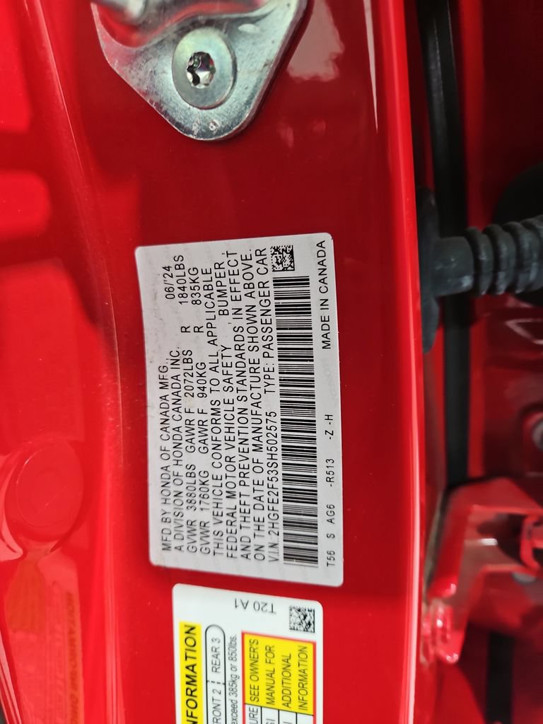 Used 2025 Honda Civic Sport image 28