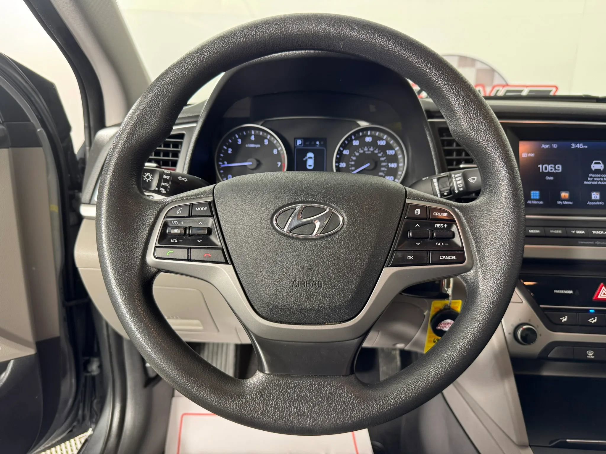 Used 2018 Hyundai Elantra SEL w/ Cargo Package FWD image 13