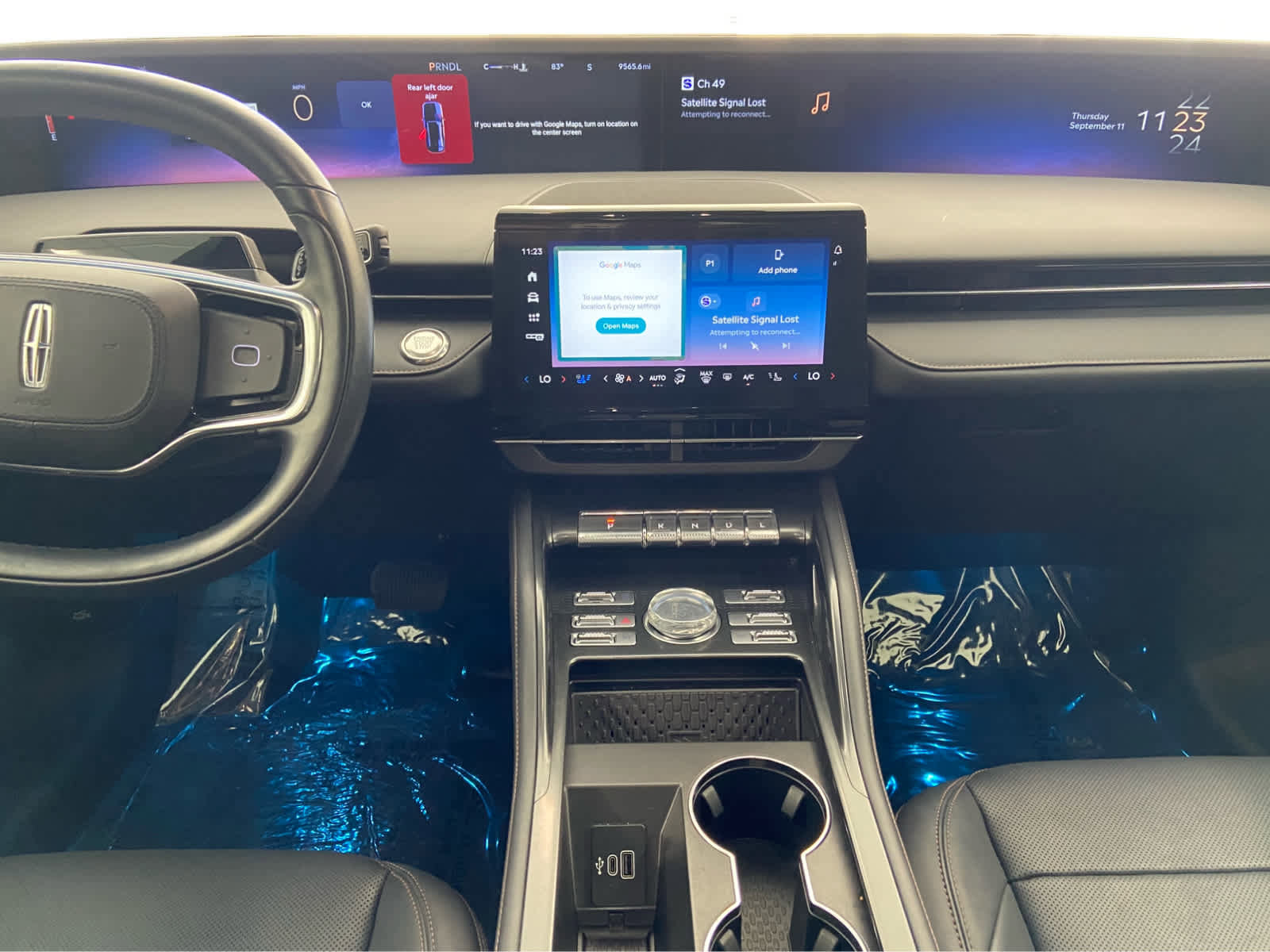 Used 2024 Lincoln Nautilus Premier w/ Equipment Group 102A image 21