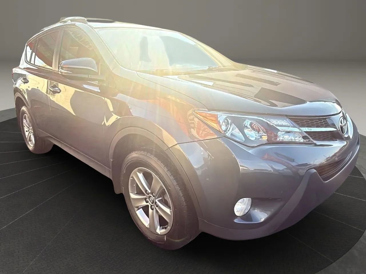 Used 2015 Toyota RAV4 XLE image 5