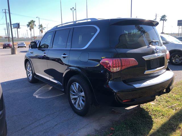 Used 2016 INFINITI QX80 4WD w/ Signature Edition Package image 4