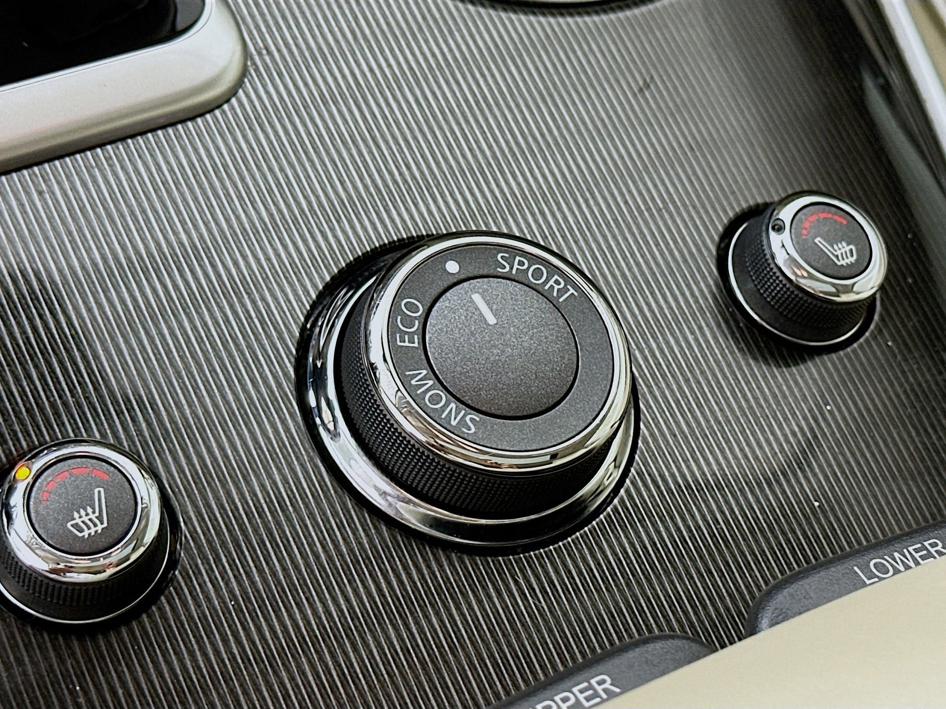 Used 2017 INFINITI QX60 FWD w/ Premium Plus Package image 21