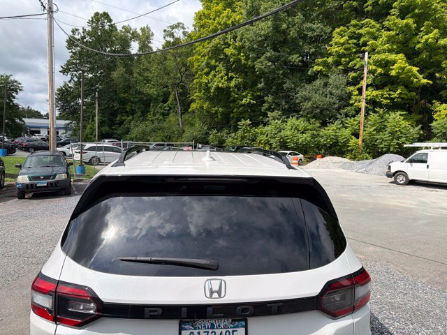 Used 2023 Honda Pilot Elite image 8