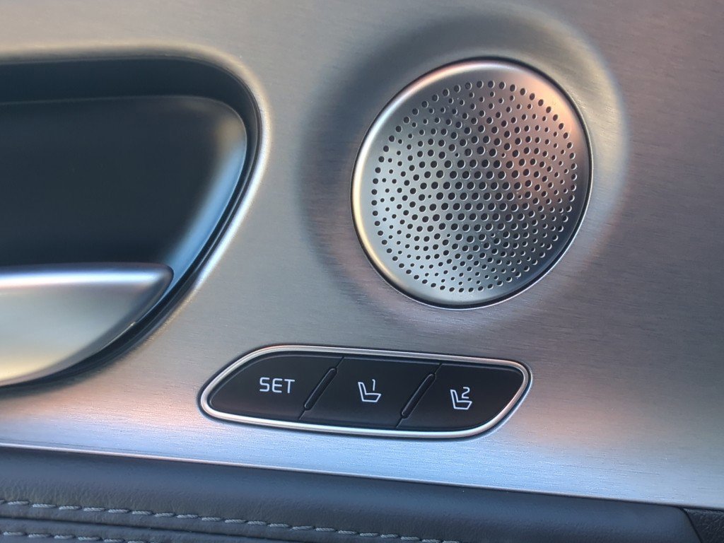 Used 2018 Kia Stinger GT2 image 13