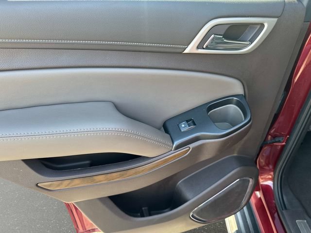 Used 2020 GMC Yukon Denali RWD image 11