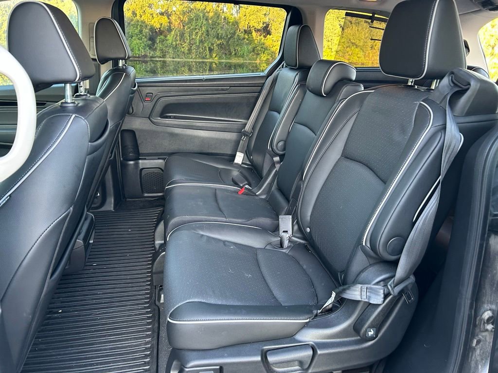 Used 2025 Honda Odyssey Elite image 14