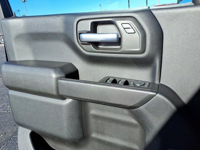 Used 2021 Chevrolet Silverado 1500 Custom Trail Boss image 3