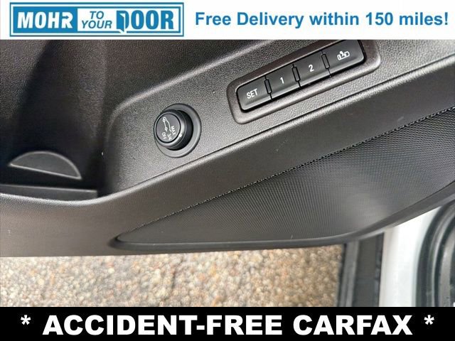 Used 2021 Chevrolet Equinox Premier w/ Redline Edition image 12