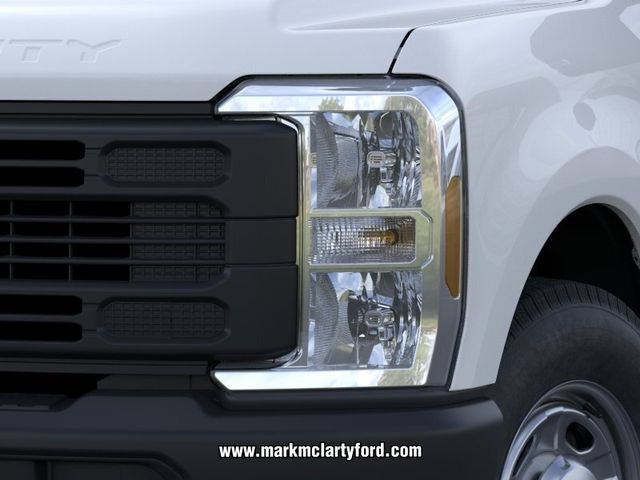 New 2026 Ford F250 XL w/ XL Driver Assist Package RWD image 18