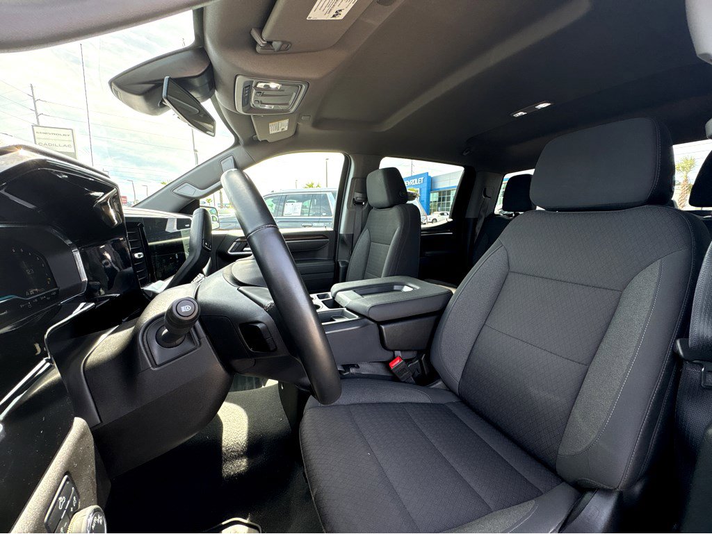 Used 2025 Chevrolet Silverado 1500 LT image 20