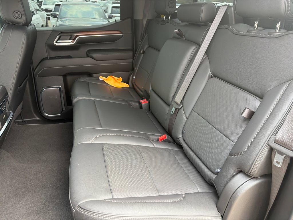 Used 2024 GMC Sierra 1500 Denali w/ Technology Package AWD/4WD image 29