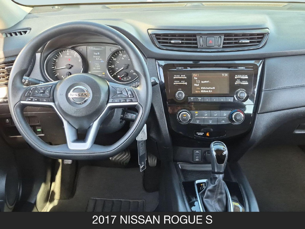 Used 2017 Nissan Rogue S FWD image 13
