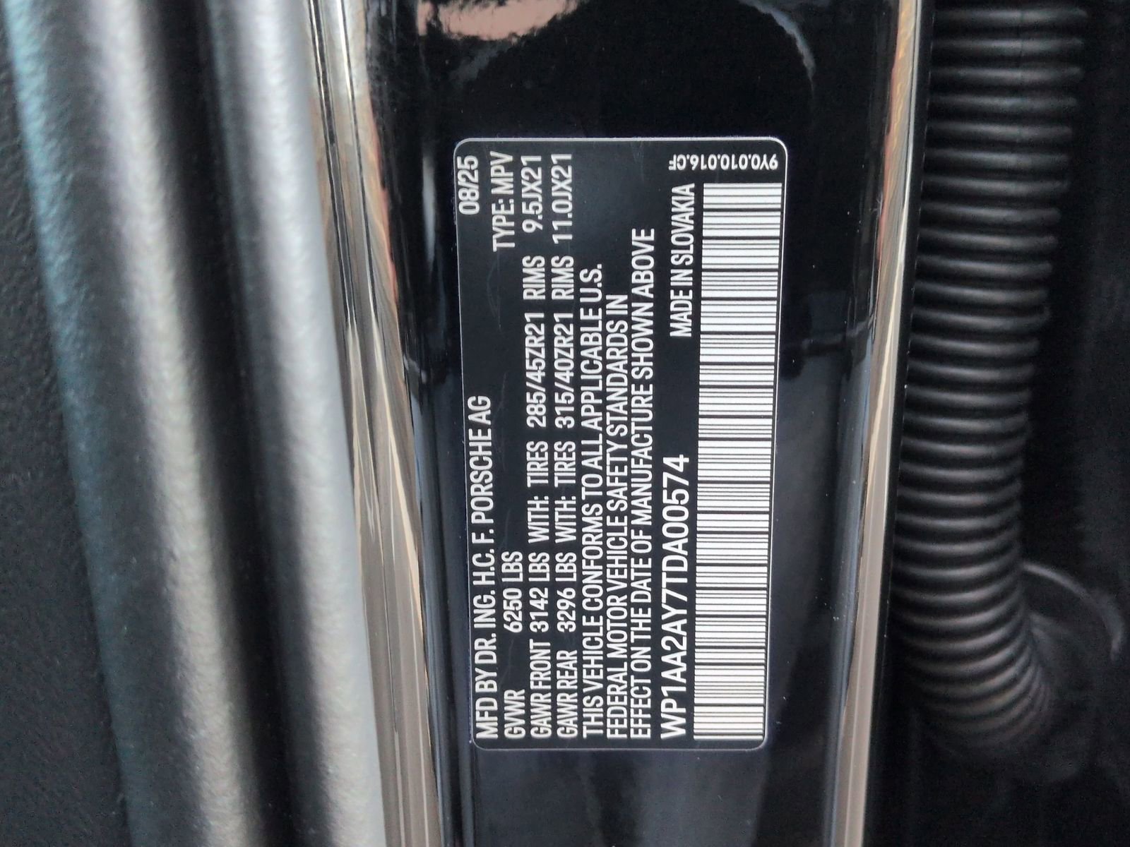 Certified 2026 Porsche Cayenne image 29