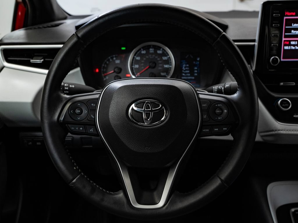 Used 2020 Toyota Corolla SE w/ SE Premium Package FWD image 37